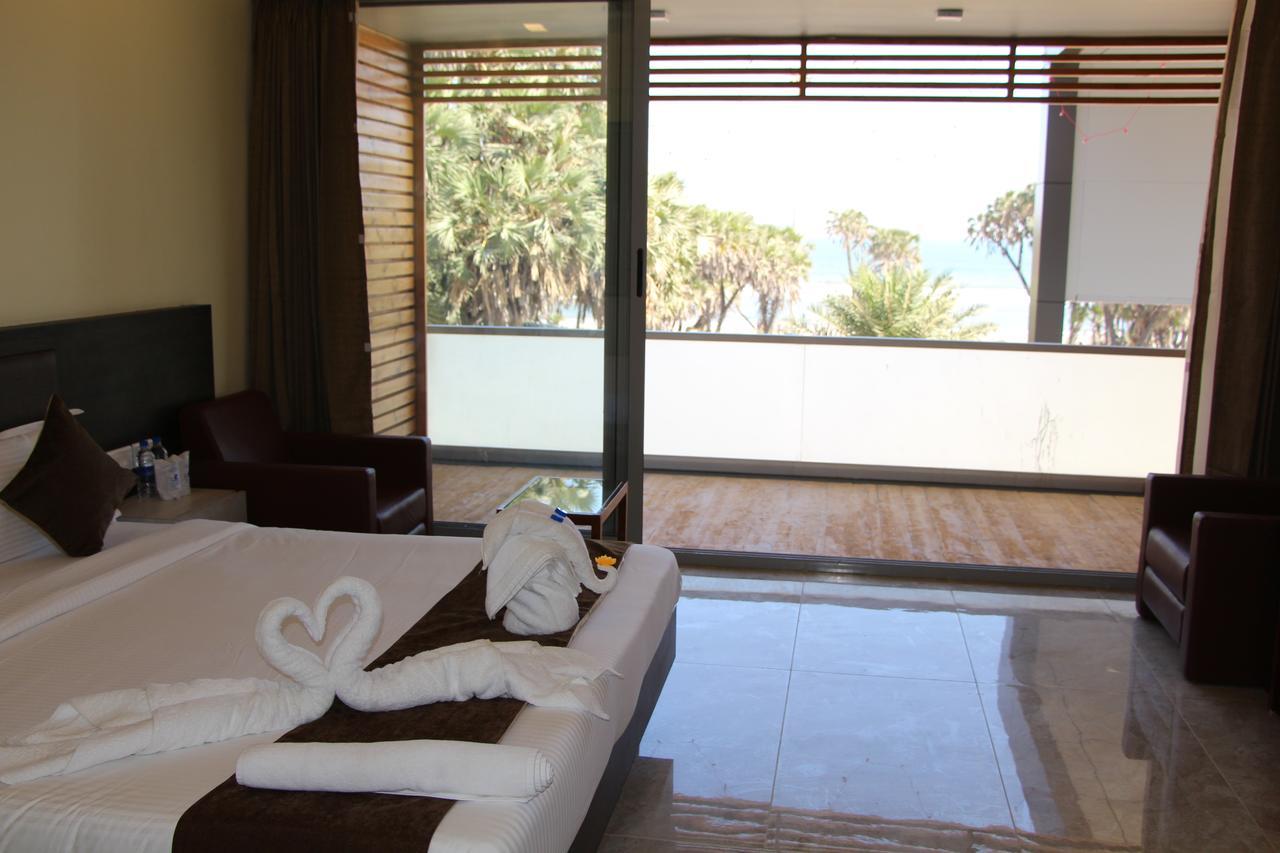 Krishna Beach Resorts - Diu Dış mekan fotoğraf